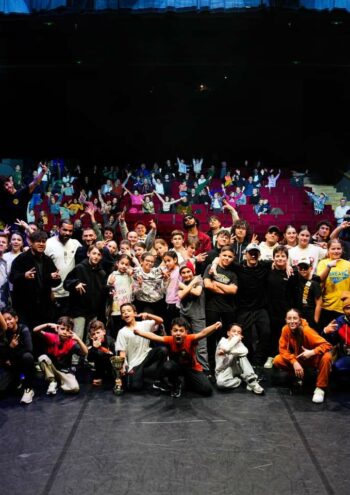 LE GROUPE DES JEUNES DANSEURS